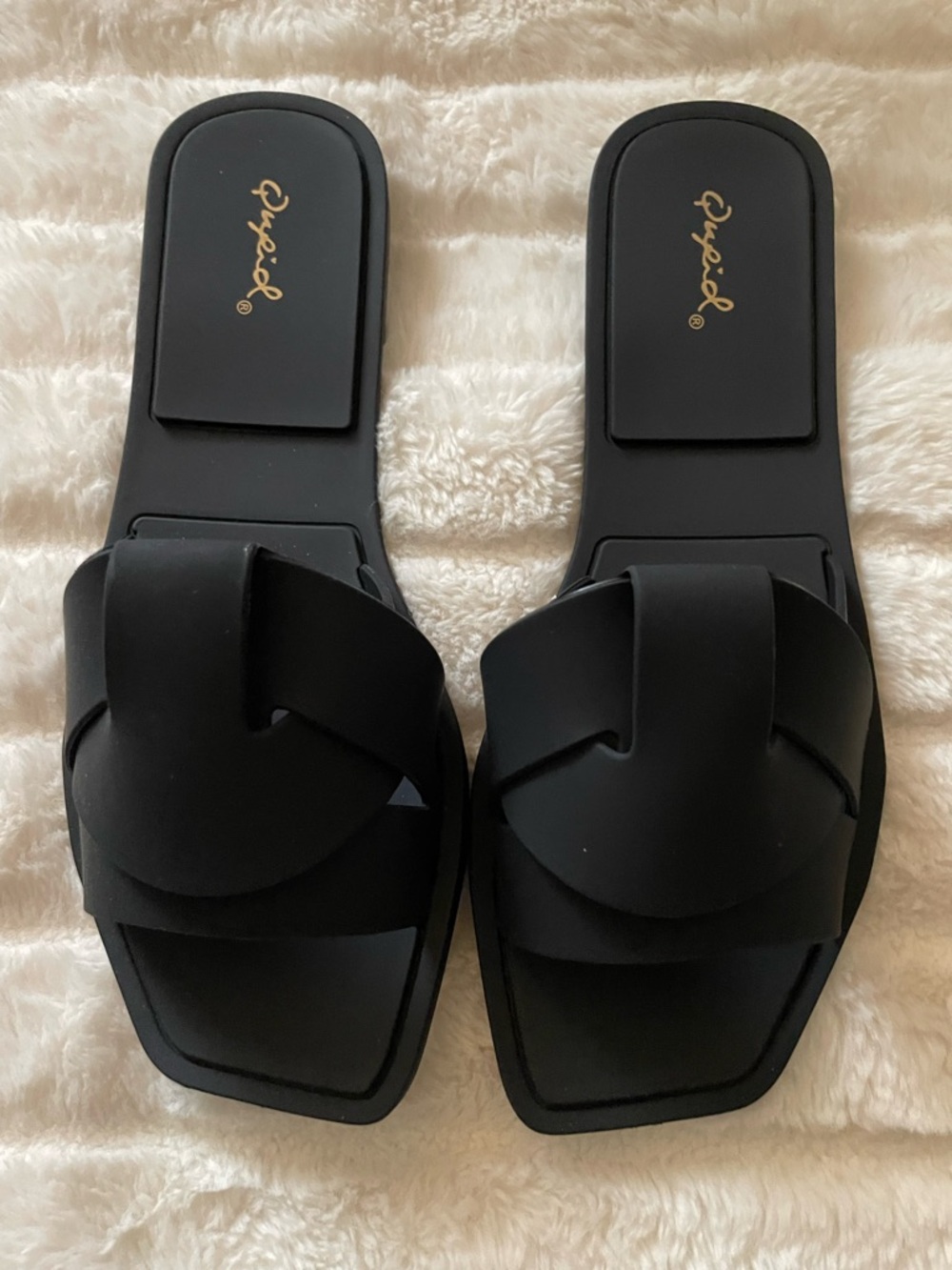 Qupid Black Women's Knotted Square-Toe Slide Sandals